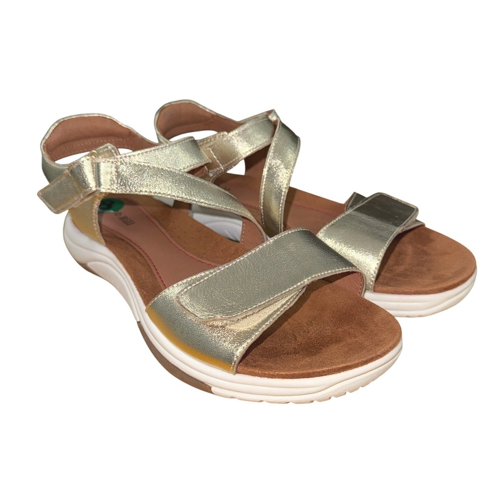 NEW Cobb Hill Fiah Sandals Women 8M Metallic Gold Leather Strappy Comfort Open
